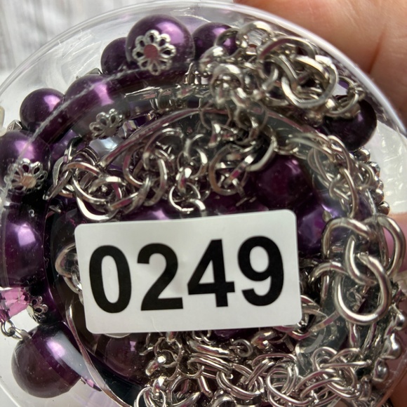 Mystery Treasure 12 oz Jar - Lot 0249 - Picture 6 of 6